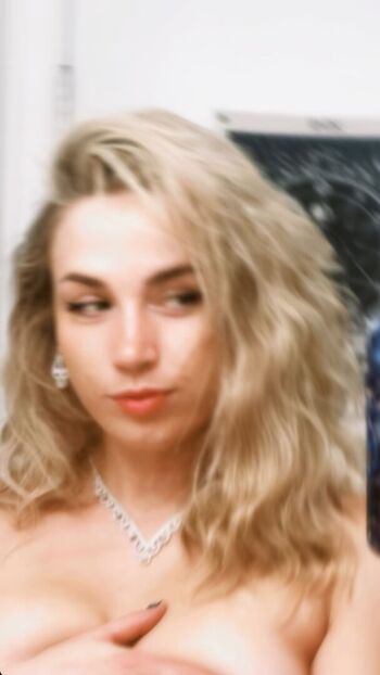 Full leaked Rosie jean ellis private onlyfans photo