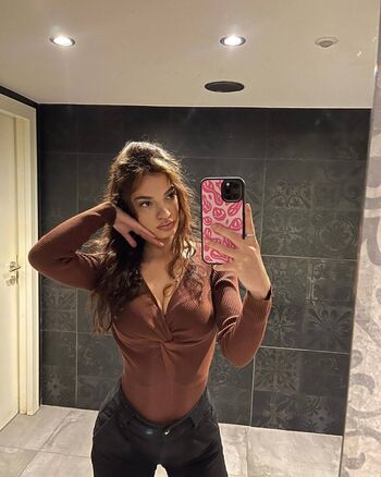 Full leaked Rossela janina private photo