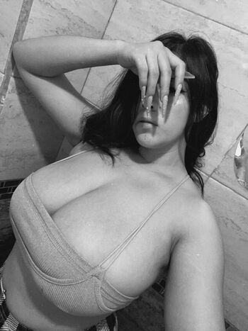 Full leaked Rosy rous private onlyfans photo