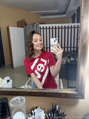 Full leaked Rosyemily page private onlyfans photo