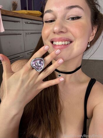 Full leaked Rosyemily private onlyfans photo