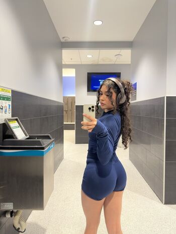 Rosythedime