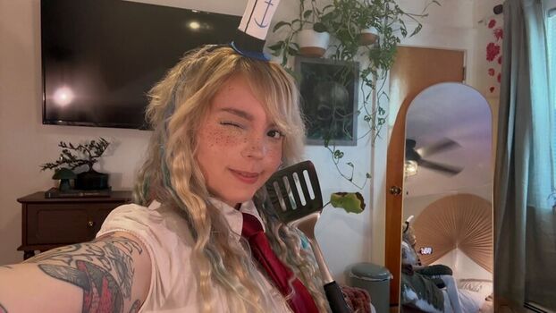 Full leaked Rottedbrainz private photo
