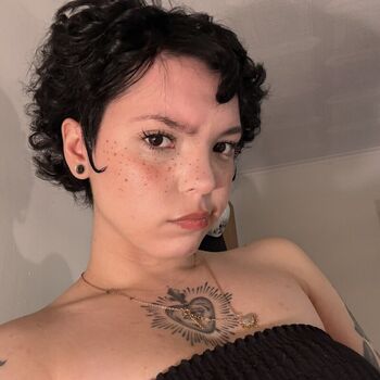 Full leaked Rottedbrainz private photo