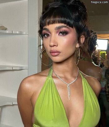 Full leaked Rowan blanchard private photo