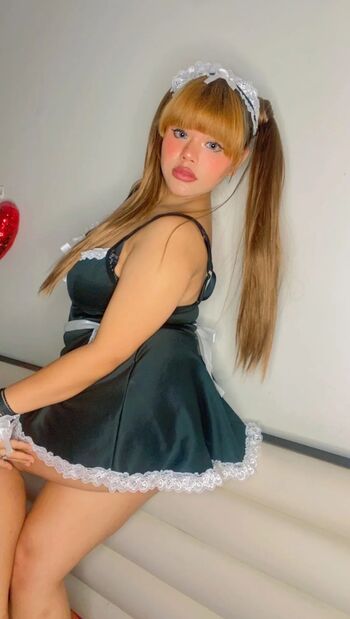 Full leaked Rowhi rai private photo