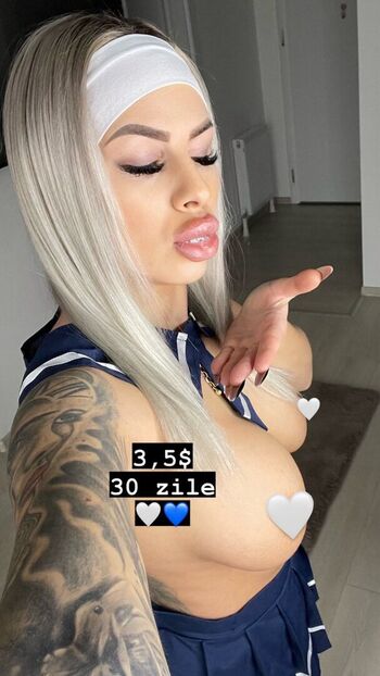 Full leaked Roxana vipp private onlyfans photo