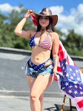 Full leaked Roxanne gomez private photo