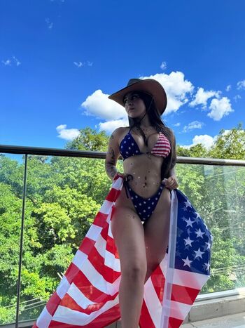 Full leaked Roxanne gomez private photo