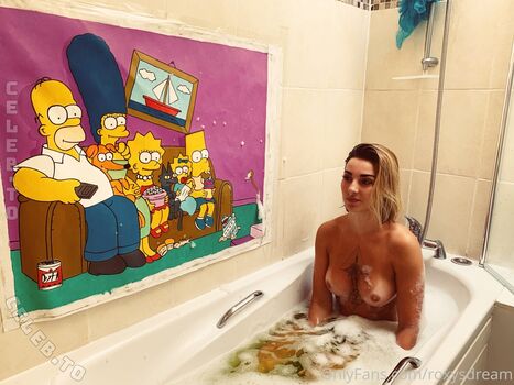 Full leaked Roxy fox private photo