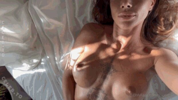 Full leaked Roxy fox private photo