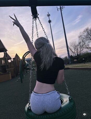 Full leaked Roxy raeee private onlyfans photo