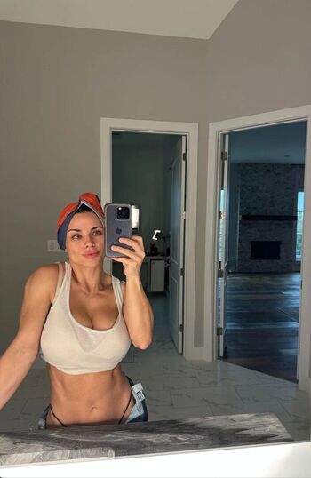 Full leaked Roxyqueflexx private onlyfans photo