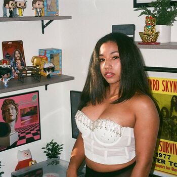 Full leaked Roxyrose private onlyfans photo