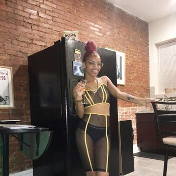 Full leaked Rozay molly private photo
