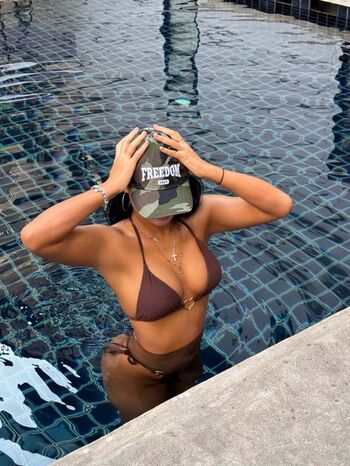 Full leaked Rrin private onlyfans photo