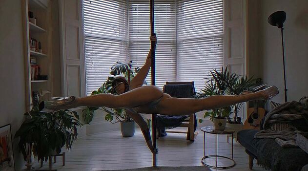 Full leaked Rrjane private onlyfans photo