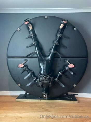 Full leaked Rubberax private photo