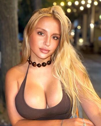 Full leaked Rubiakat private onlyfans photo