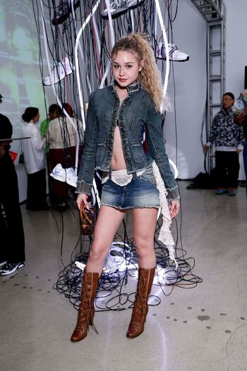 Full leaked Ruby rose turner private onlyfans photo