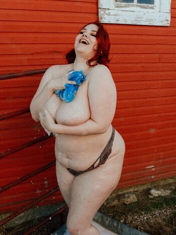 Ruby Roxx