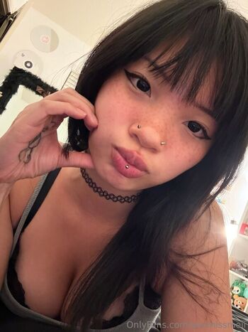 Full leaked Ruinedbymiki private photo