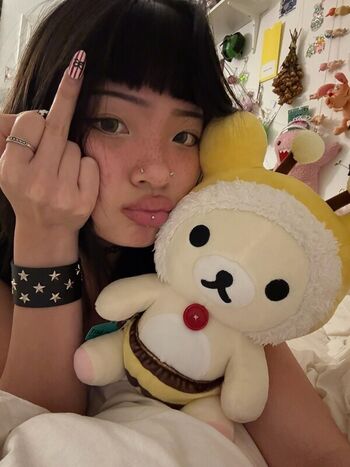 Full leaked Ruinedbymiki private photo