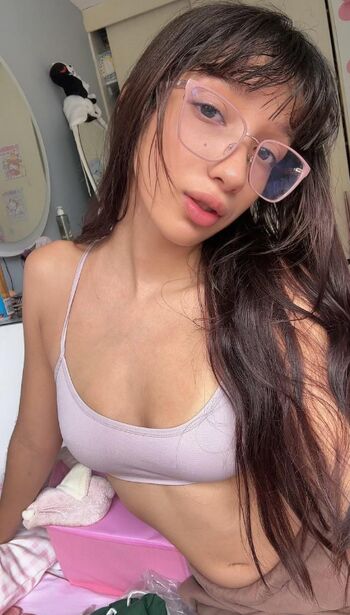 Full leaked Runa izumi page private photo