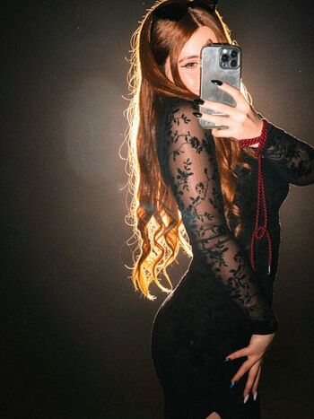 Full leaked Runablood private photo