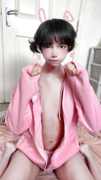 Full leaked Ruruchuu page private photo