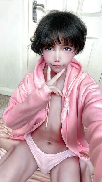 Full leaked Ruruchuu page private photo