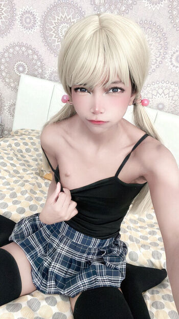Full leaked Ruruchuu page private photo