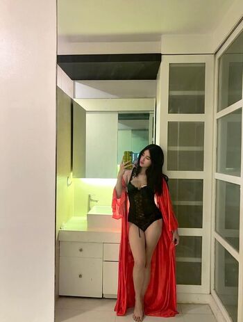 Full leaked Ruth austria private photo