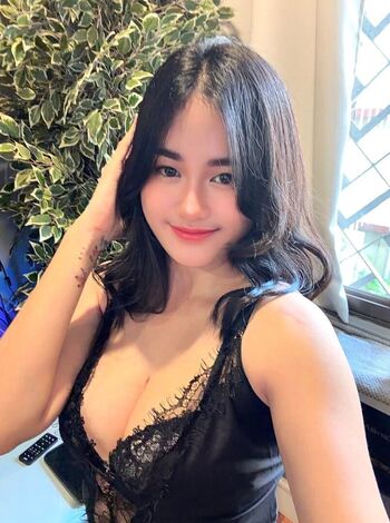Full leaked Ruth austria private photo