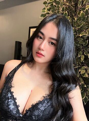 Full leaked Ruth austria private photo