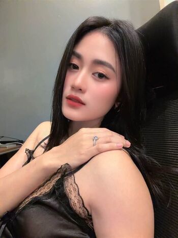 Full leaked Ruth austria private photo