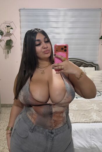 Full leaked Rvmhia private onlyfans photo