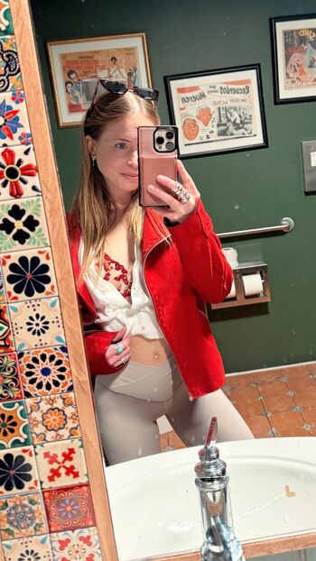 Full leaked Ryann shane private onlyfans photo