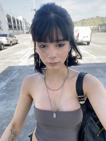 Full leaked Rynevess private photo