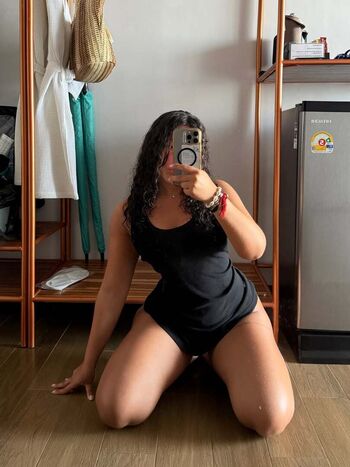 Full leaked S liooora private photo