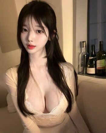 Full leaked Son ho private photo