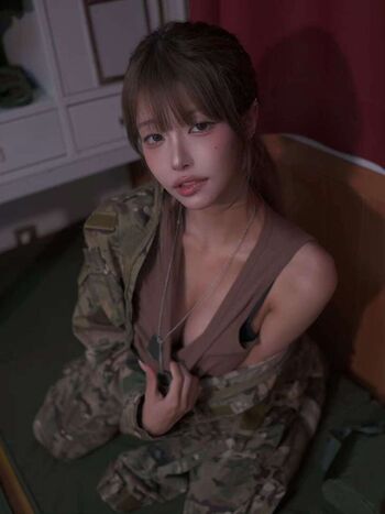 Full leaked S u l private photo