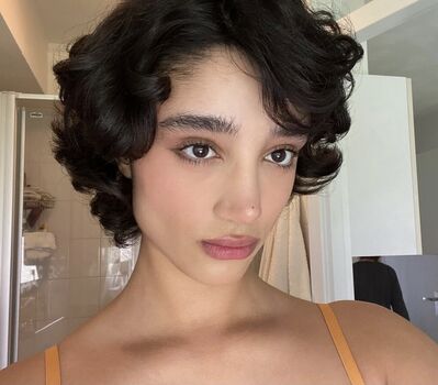 Full leaked Saana mirzaie private photo