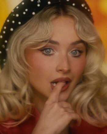 Full leaked Sabrina carpenter  page private onlyfans photo