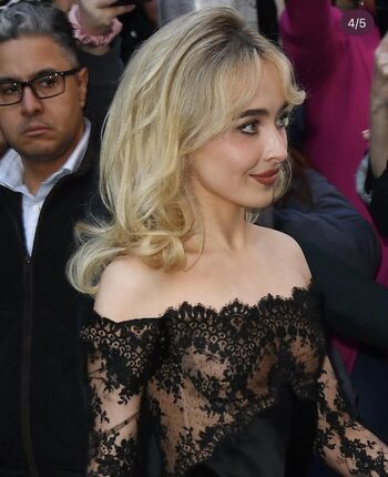 Sabrina Carpenter