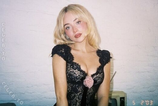 Full leaked Sabrina carpenter private photo
