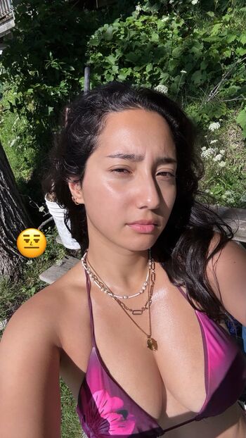Full leaked Sabrina pezeshkian private photo