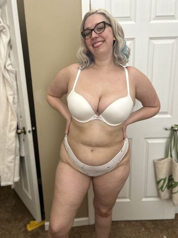 Full leaked Sabrinaslaays private photo