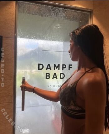 Full leaked Sabrine khan private photo