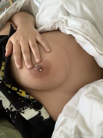 Full leaked Saddestdoll private photo